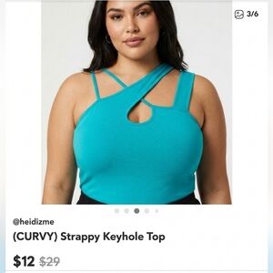 (CURVY) Strappy Keyhole Top